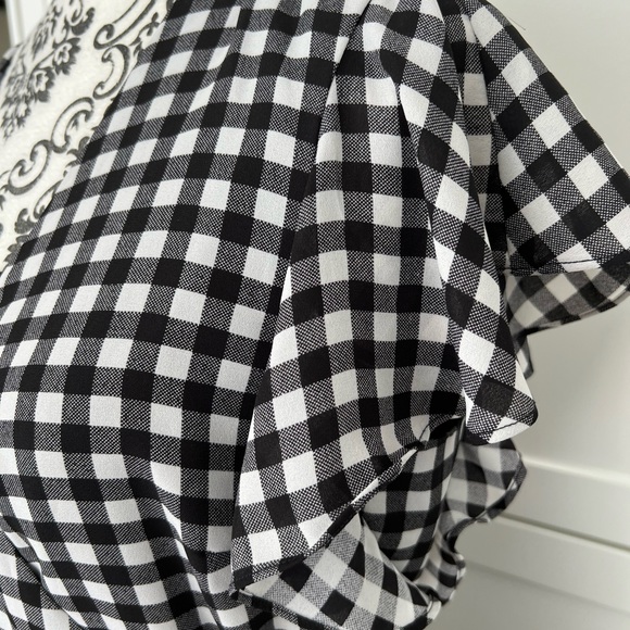 Black and White Wrap Dress, Sz M - Picture 4 of 10